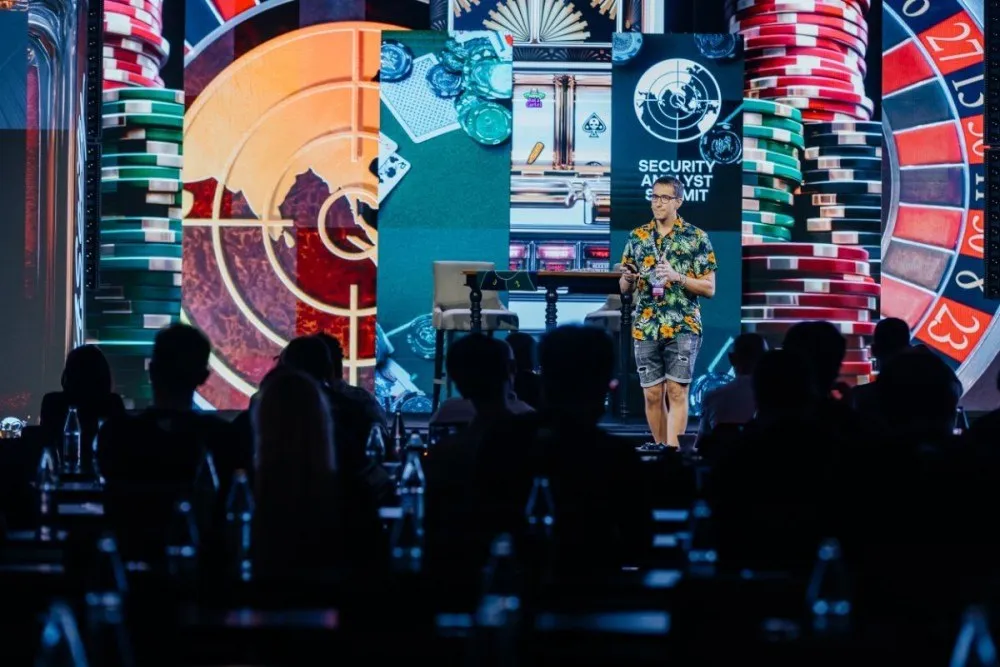 Teilnehmer beim Networking beim Security Analyst Summit