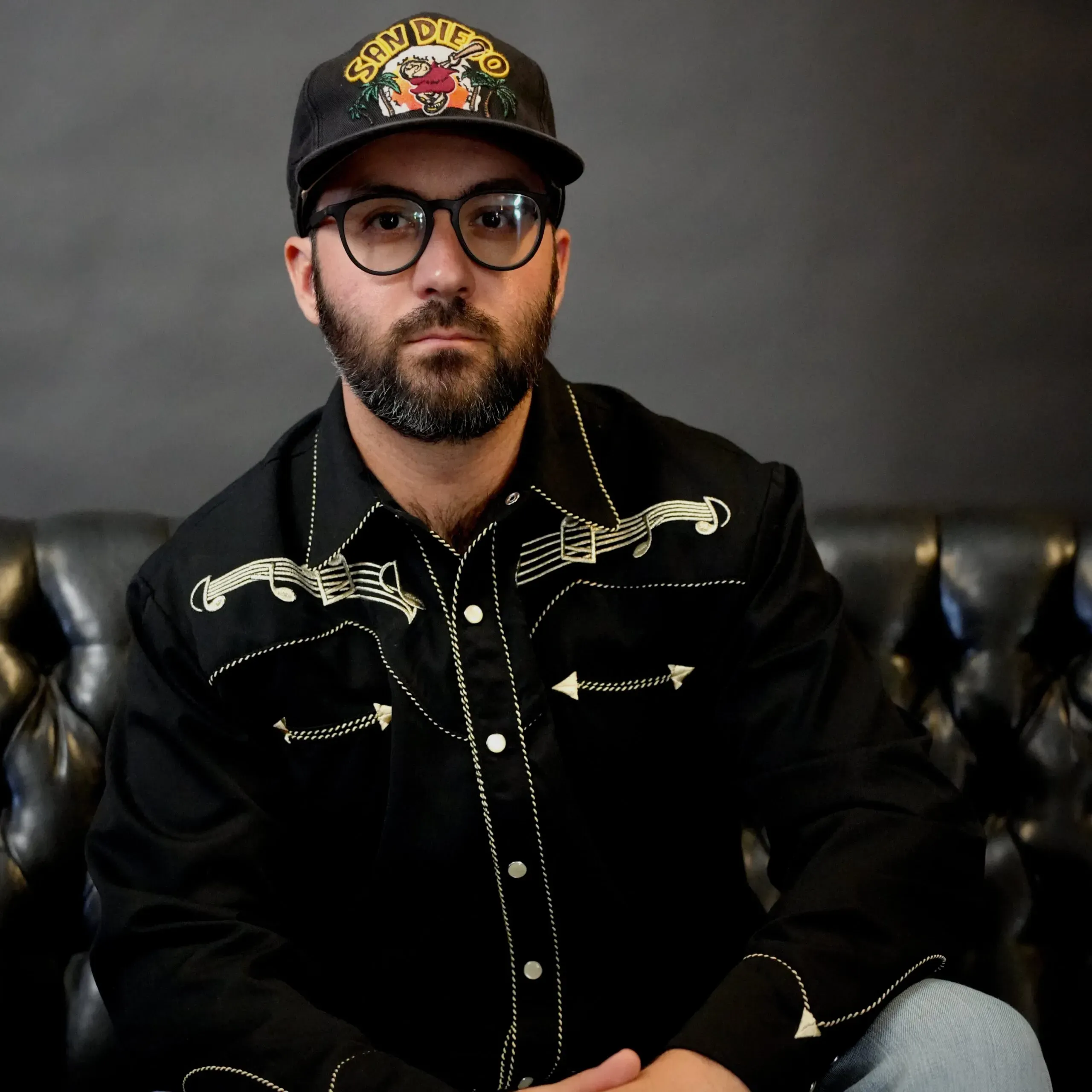 Trevy James – Cover von Never Give In