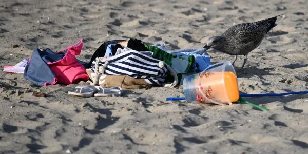 Unbeaufsichtigtes Gepäck am Stellplatz in Norddeutschland