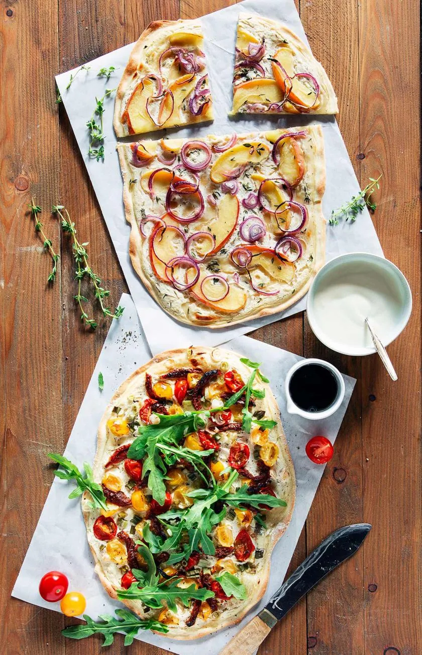 Vegane Flammkuchen mit Gemüse und Apfel-Ahornsirup