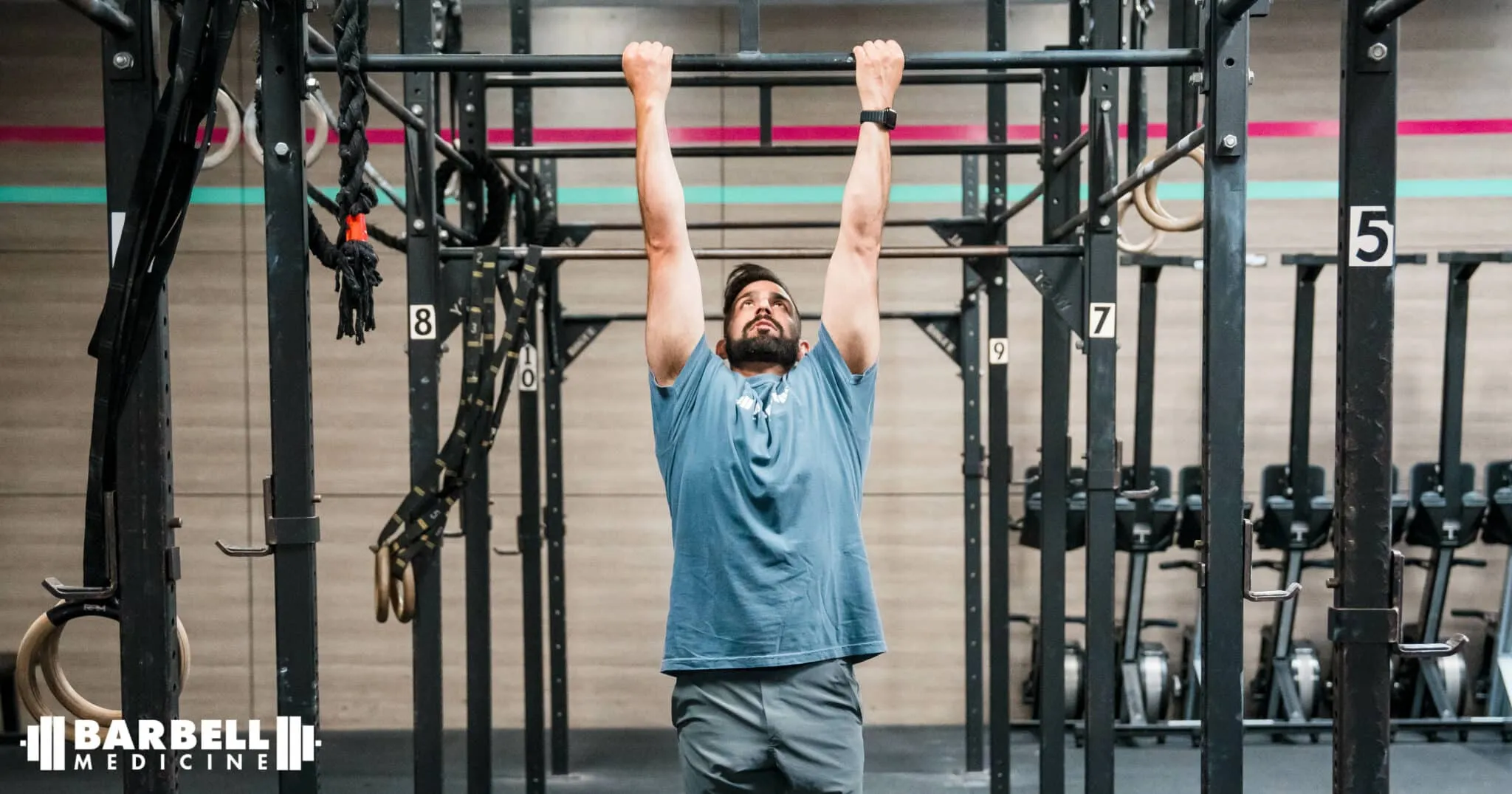 Vorbereitung für Klimmzüge im Untergriff