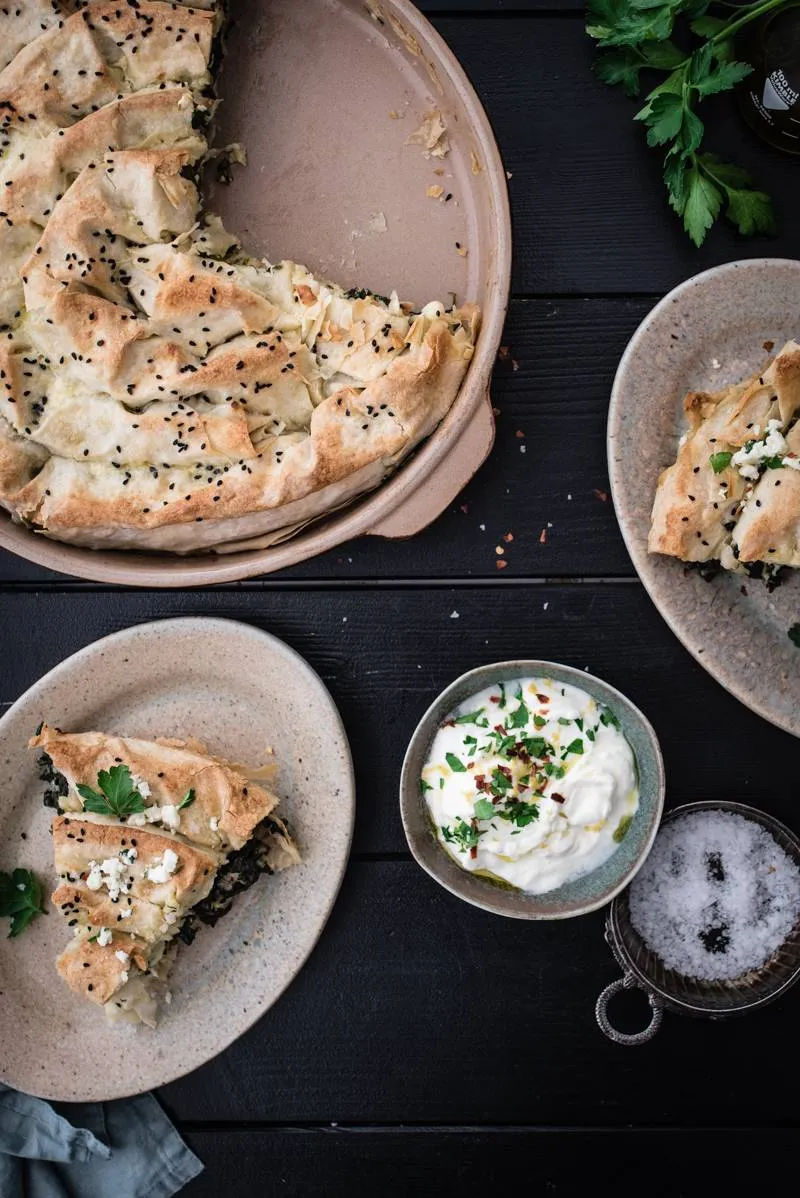 Yufka Börek mit Spinat und Feta, ideal als Silvester-Snack