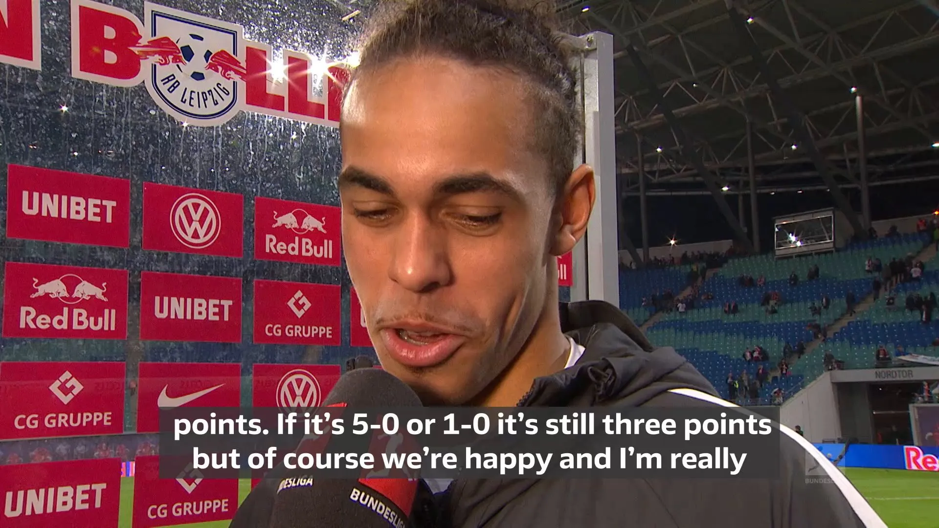 Yussuf Poulsen bejubelt seinen Hattrick gegen Hertha BSC in der Red Bull Arena