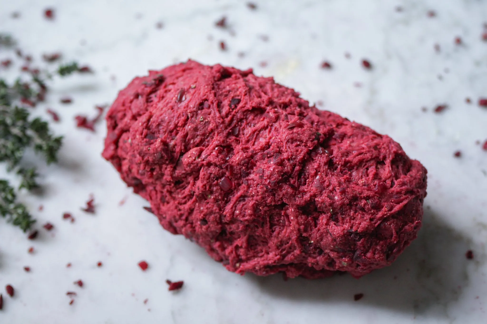 Zubereitungsschritt: Seitan-Teig zu einem Braten formen