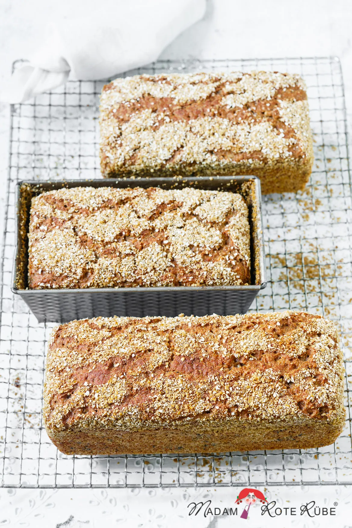 Ballaststoffreiches Vital-Vollkornbrot mit Hafer