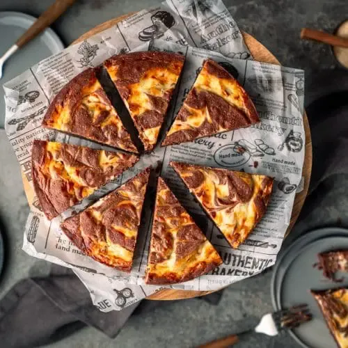 Fudgy Brownie mit Cheesecake-Swirl aus der Heißluftfritteuse