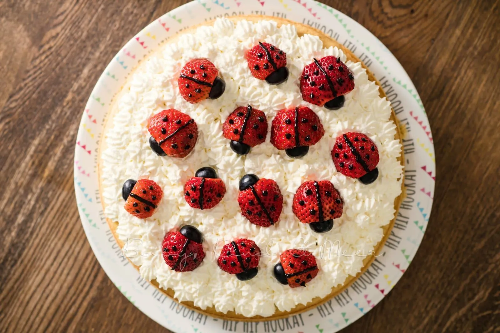 Marienkäfer-Torte 11