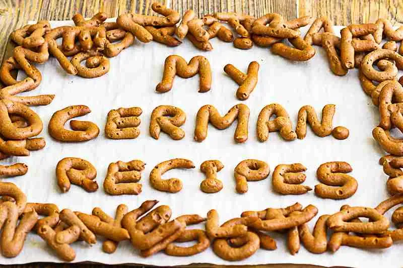 Russisches Brot – Deutsche Kekse in Buchstabenform