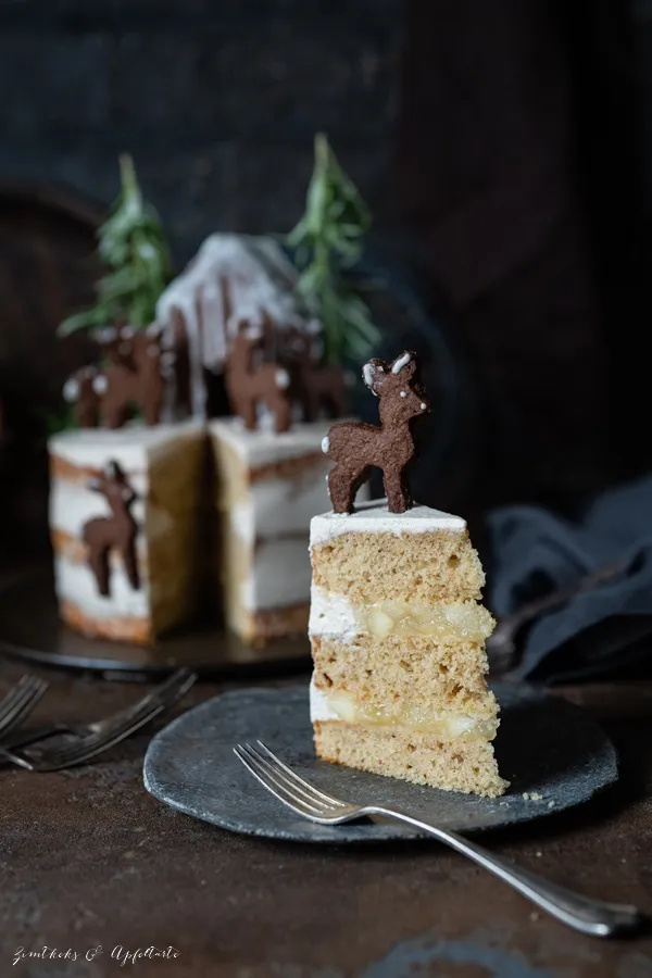 Winterapfeltorte mit Zimtcreme