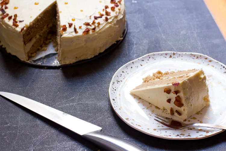 Ahornsirup-Bacon-Torte