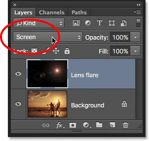 Ändern des Mischmodus der Ebene "Lens flare" auf Negativ multiplizieren in Photoshop.