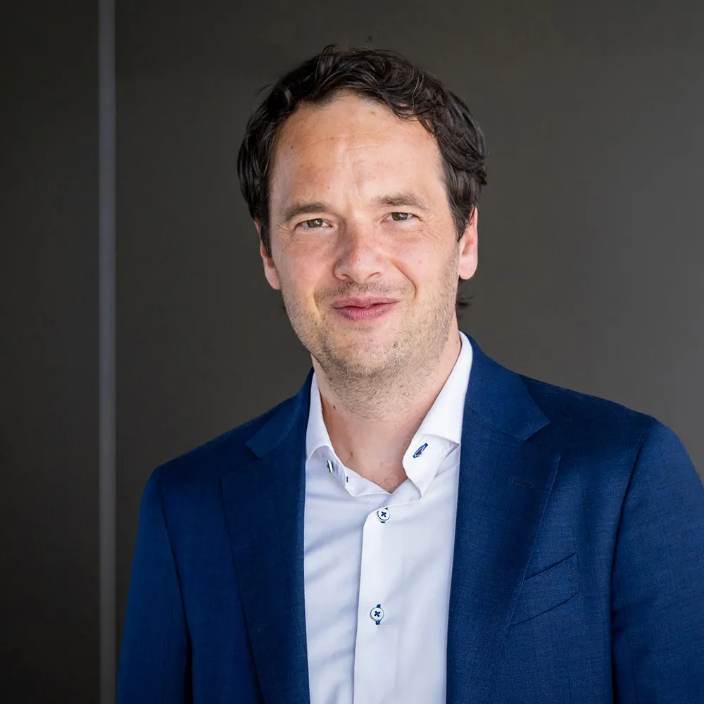 Andreas Kalina leitet die Arbeitsbereiche Europäische Integration und Gesellschaftlicher Wandel an der Akademie für Politische Bildung in Tutzing.