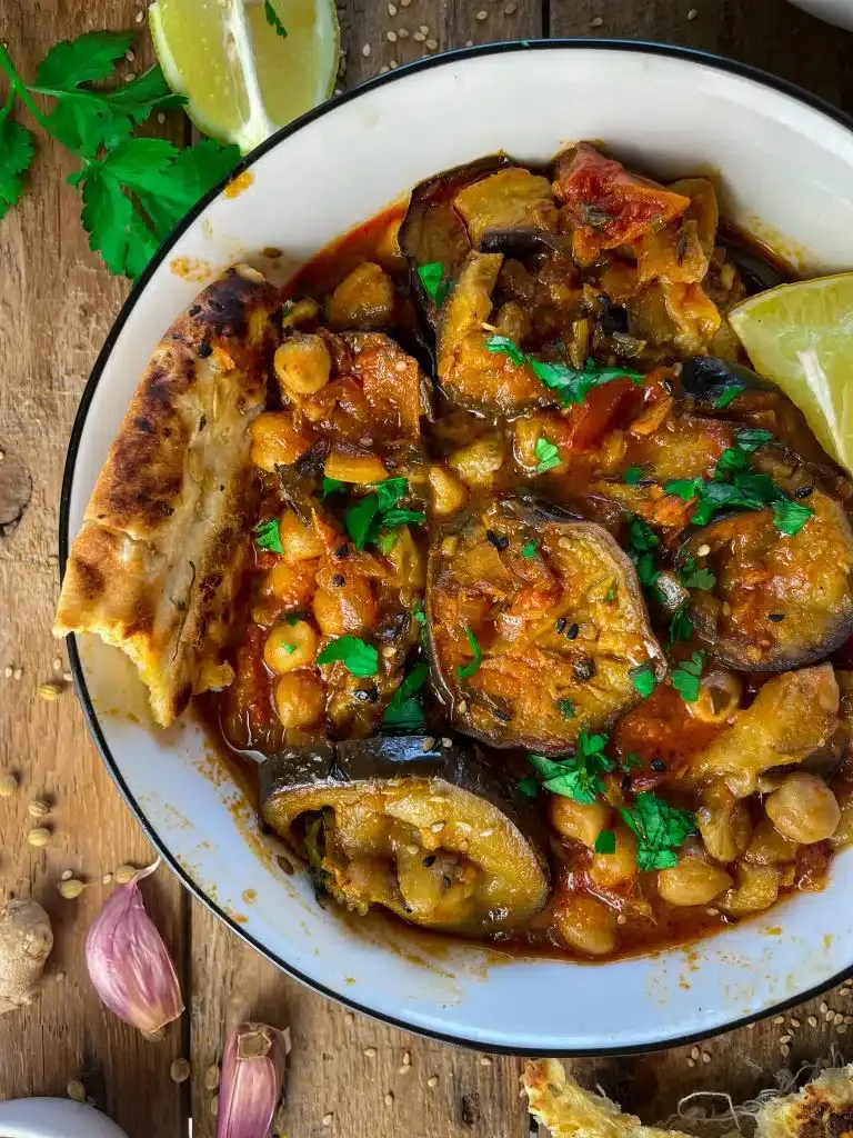 Aubergine-Kichererbsen-Curry