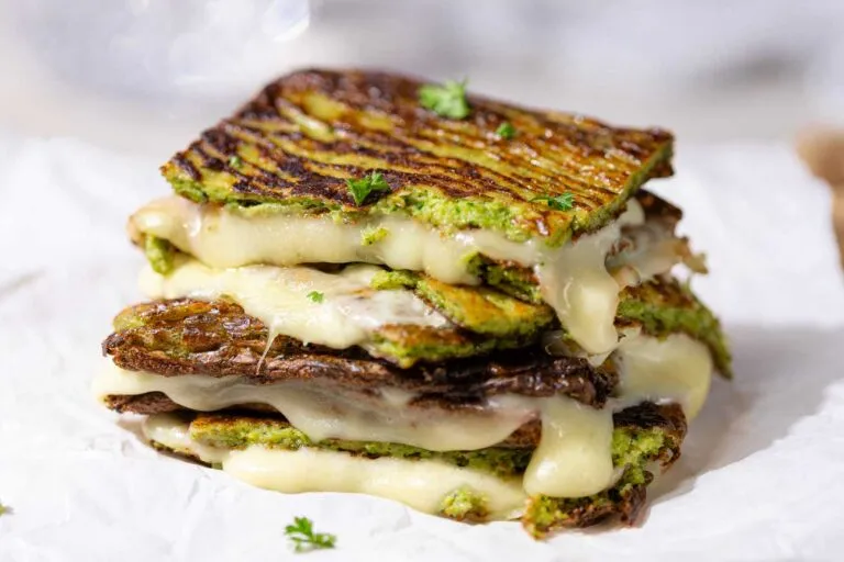 Brokkoli-Käse-Sandwich – Low Carb & Keto