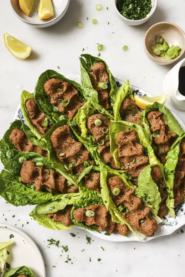 Cigköfte – traditionelle türkische vegane Frikadellen