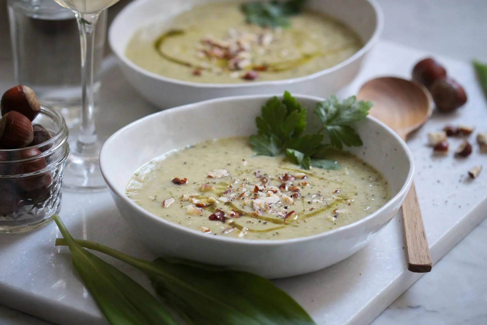 Cremige vegane Bärlauchsuppe