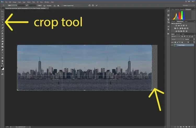 Das Bild auf die Ränder zuschneiden.