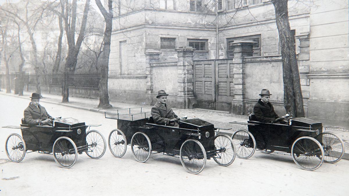 alt-text=Historische Automobile deutscher Pioniere