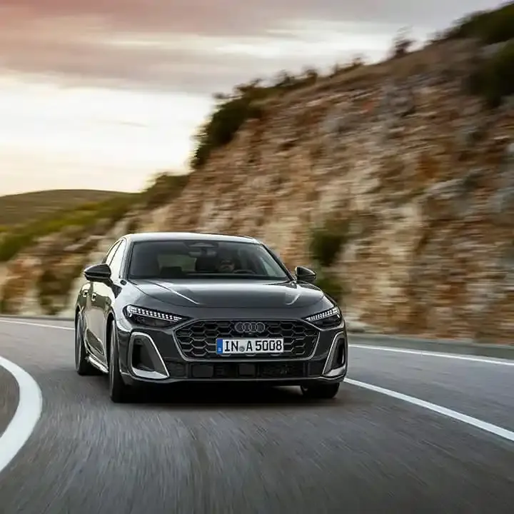 Technologie im deutschen Automarkt, Fahrassistenzsysteme in einem modernen deutschen Auto, hochauflösend