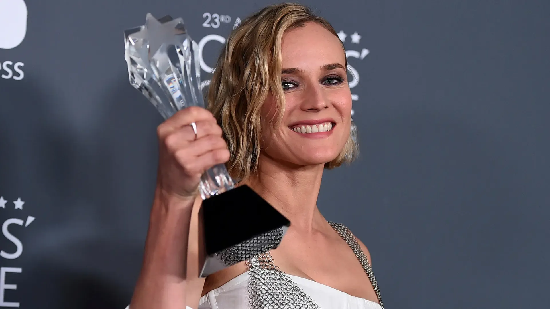 Diane Kruger in ihren jungen Jahren, als sie ihre Karriere in Paris begann und modelte