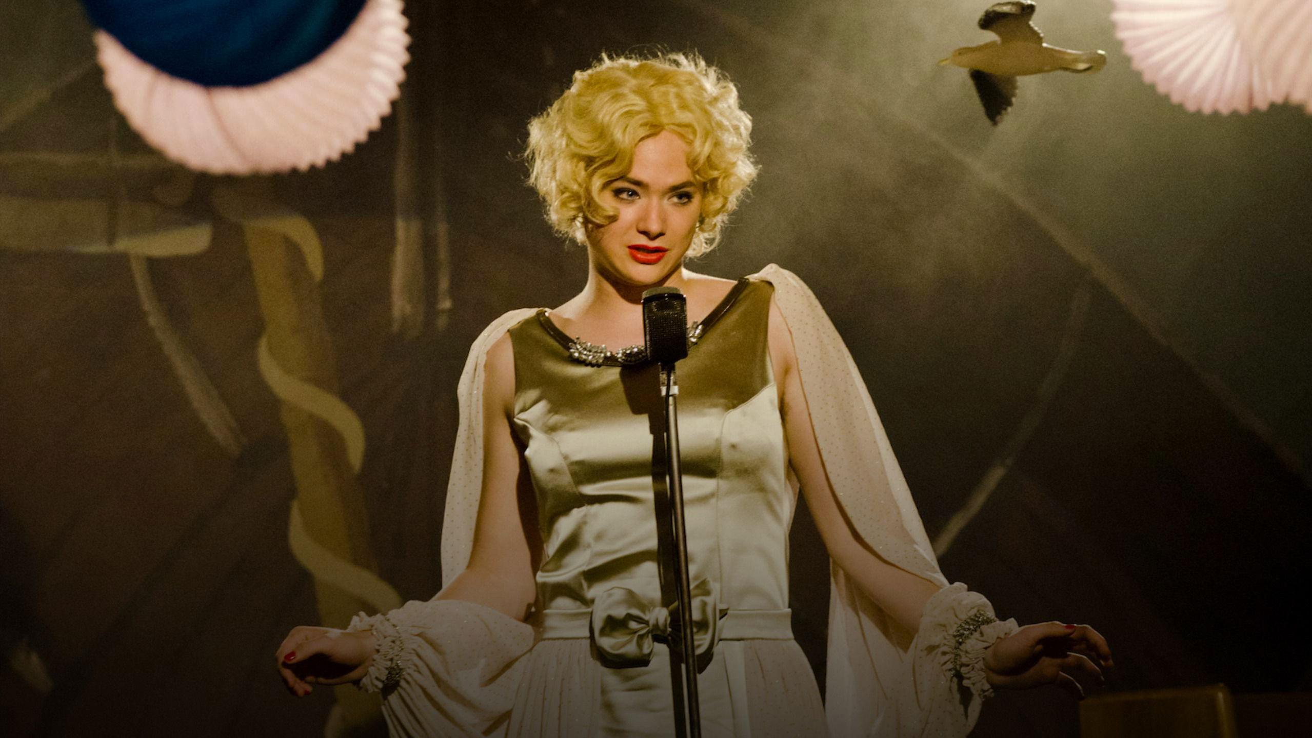 Diane Kruger in einer Filmszene, die ihre schauspielerische Intensität und Präsenz zeigt, vielleicht in einer historischen oder dramatischen Rolle.