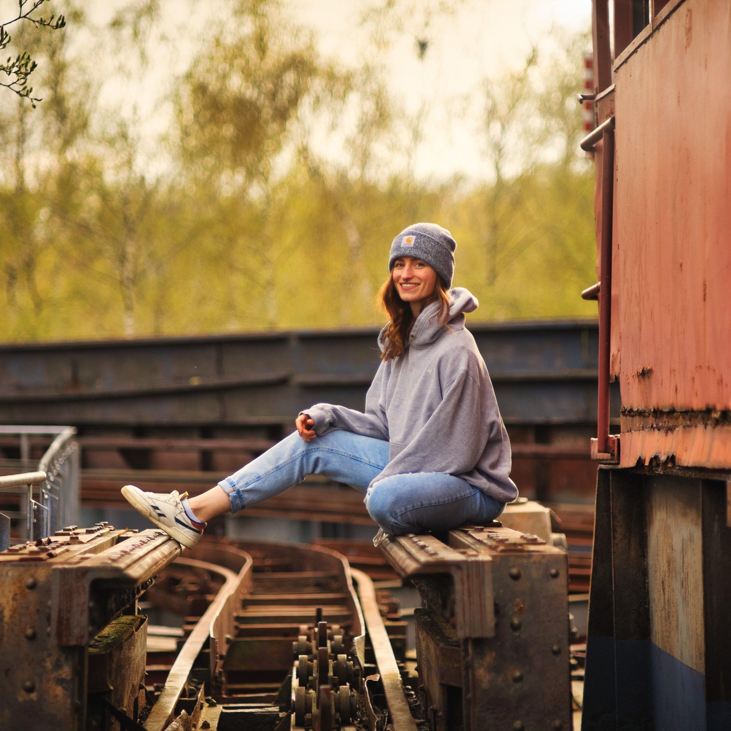 Diane Kruger konzentriert beim Schauspielunterricht, repräsentiert ihre Transition vom Model zur ernsthaften Schauspielerin.