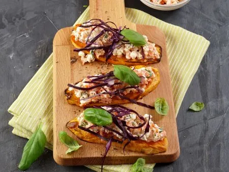 Hüttenkäse-Aufstrich auf Süßkartoffel-Toast Rezept