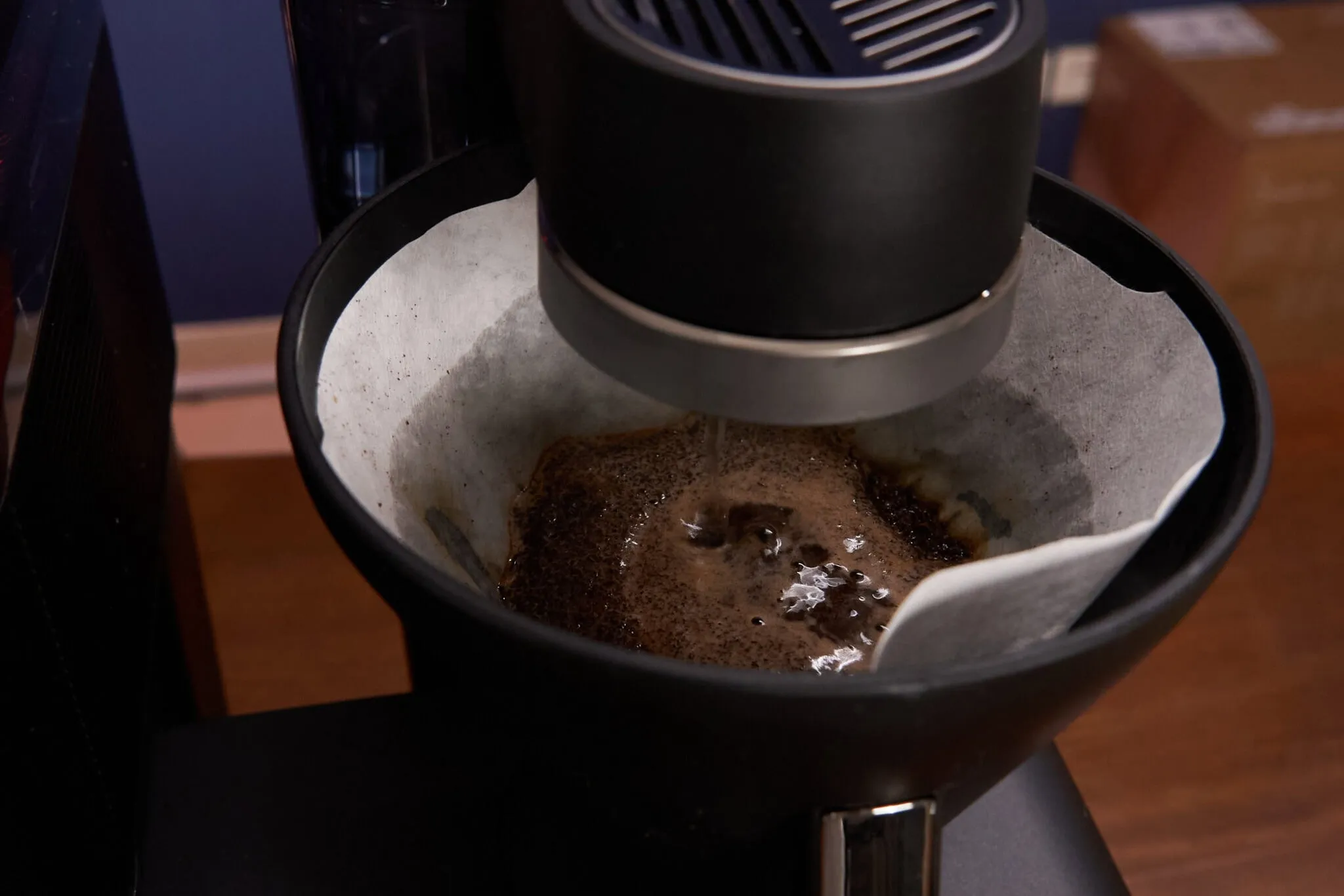 Kaffeemaschine mit Thermoskanne Test: Kaffeepulver Benetzt