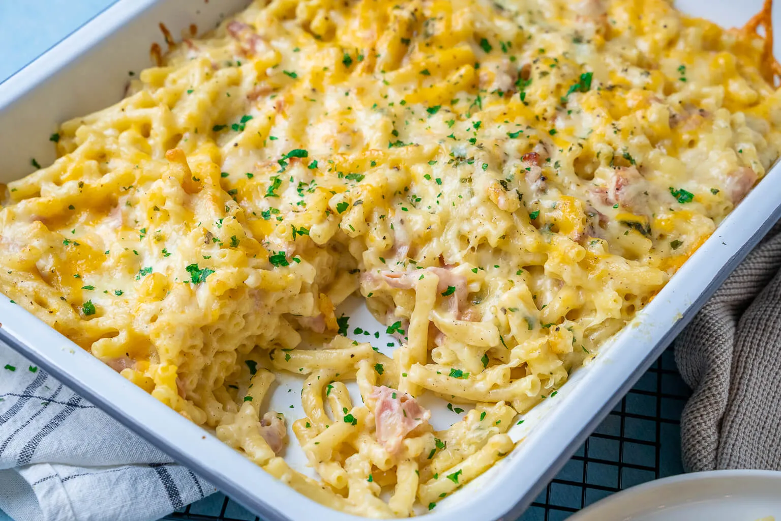 Käse Schinken Makkaroni aus dem Backofen