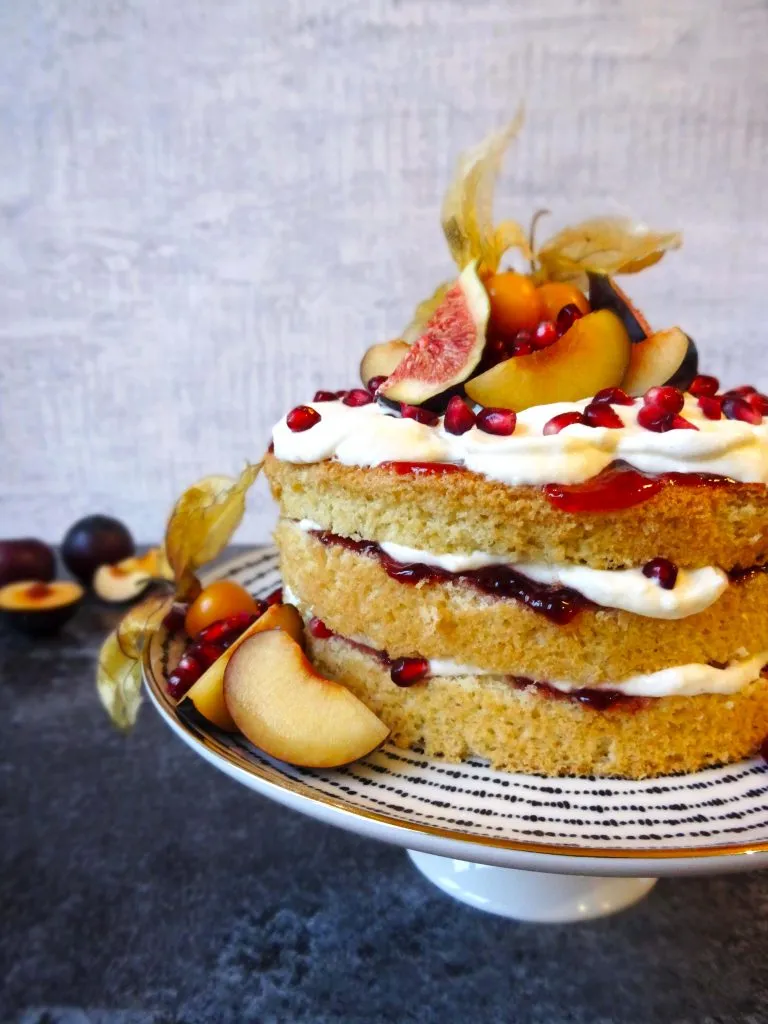 Lagkage mit Winterfrüchten