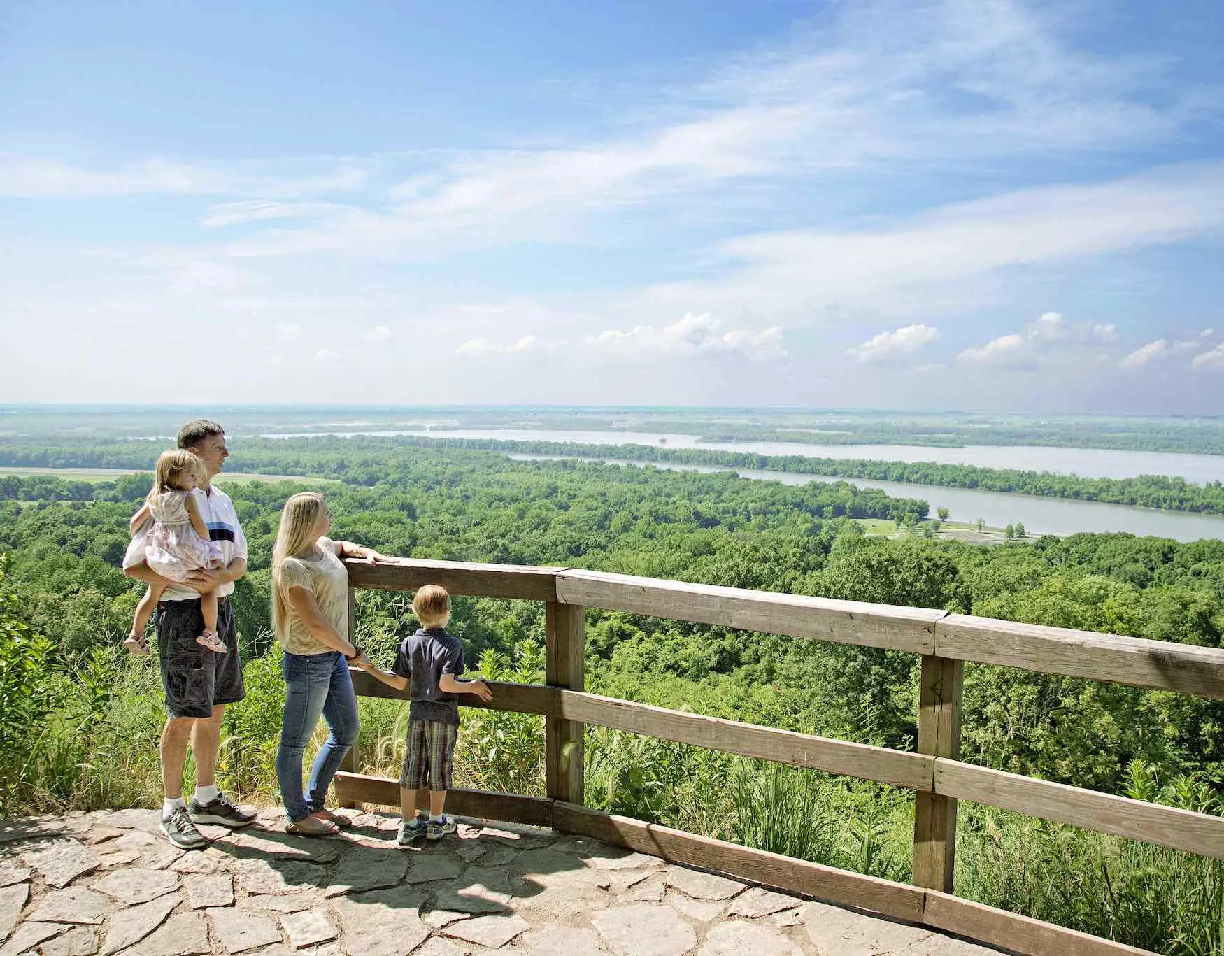 Panoramablick vom McAdams Peak im Pere Marquette State Park auf die Flussvereinigung