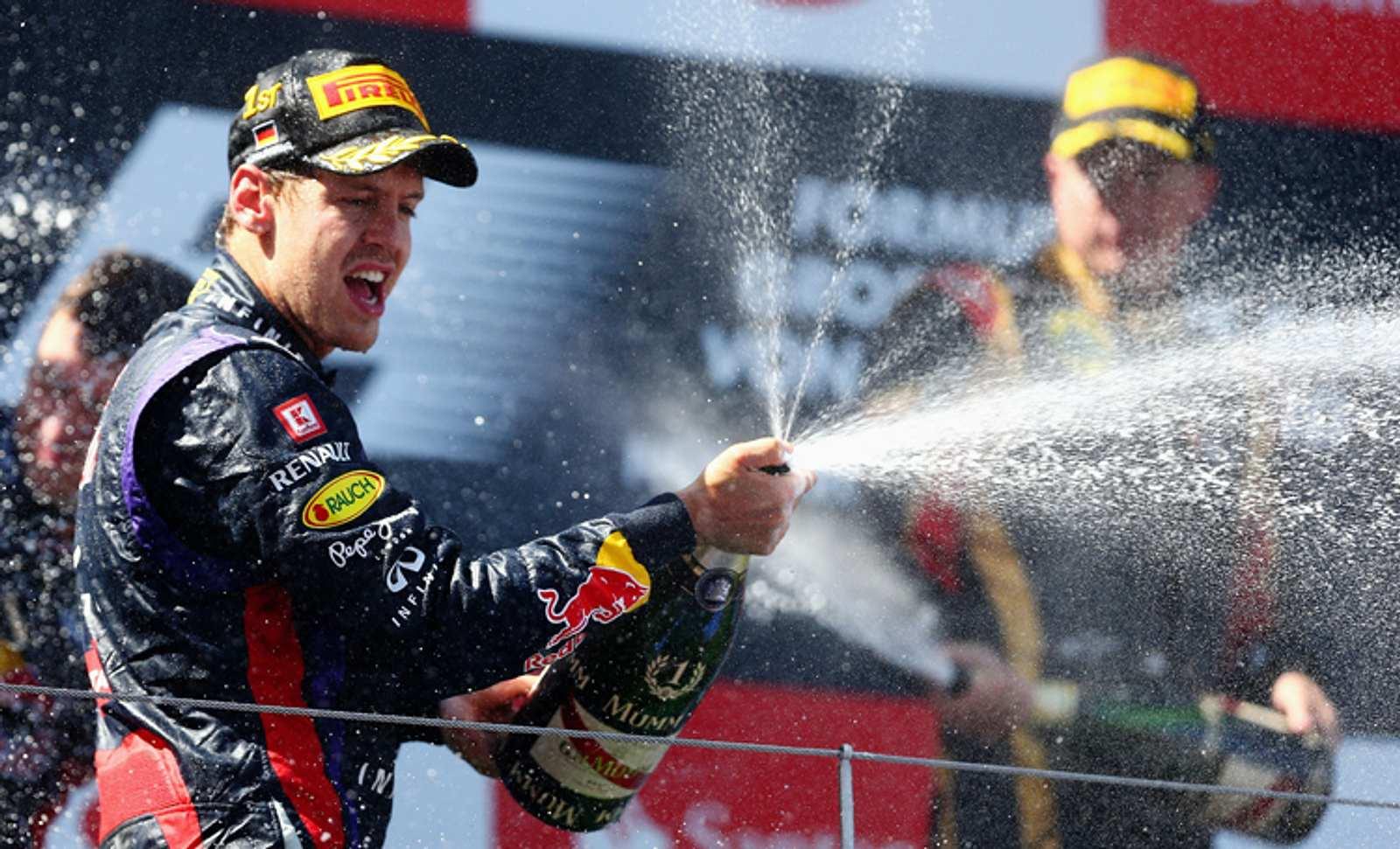 Sebastian Vettel feiert einen Sieg auf dem Nürburgring