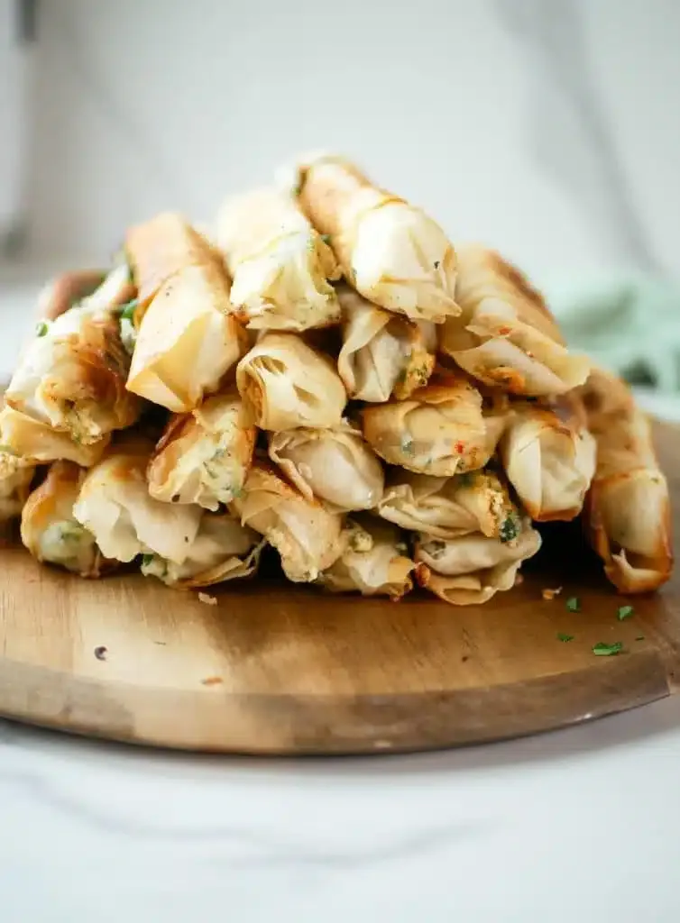 Sigara Börek – gefüllte Teigtaschen mit Feta