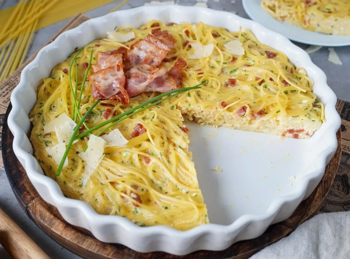 Spaghetti Frittata Carbonara aus dem Ofen
