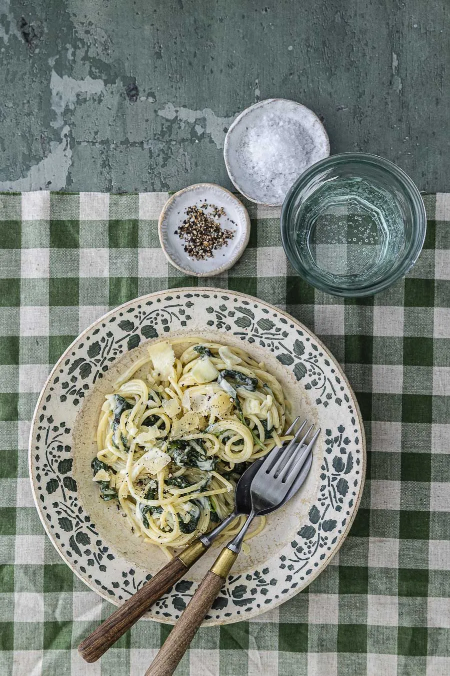 Spaghetti mit Spinat