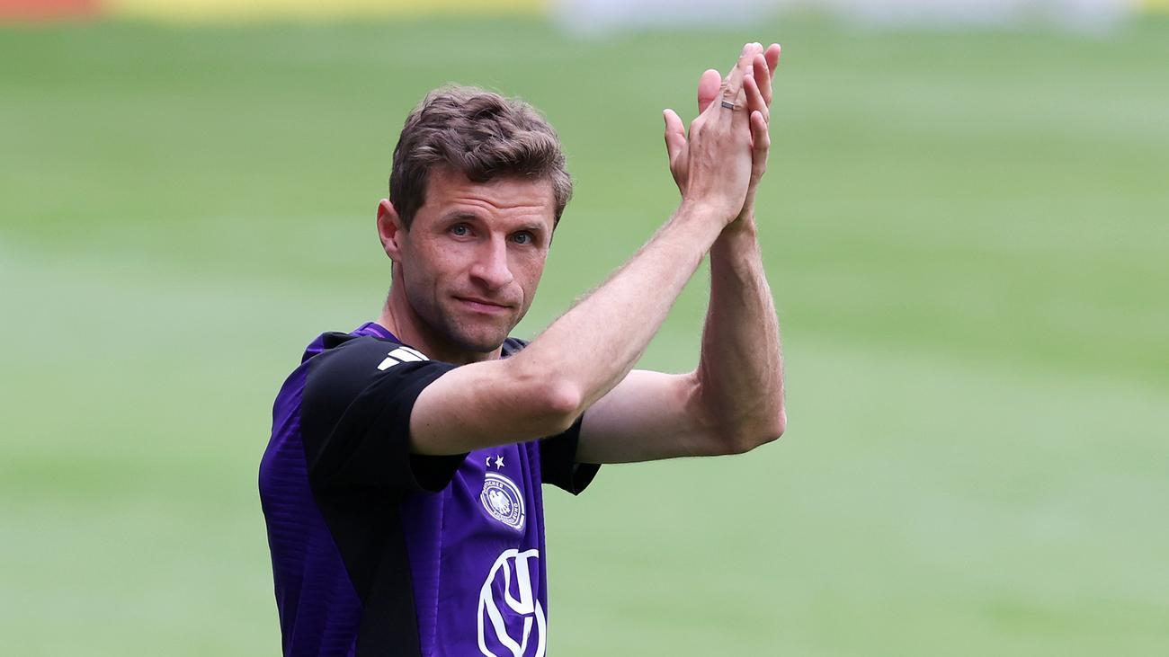 Thomas Müller als "Raumdeuter" auf dem Fußballfeld, in Aktion für den FC Bayern München, geschickt Räume nutzend