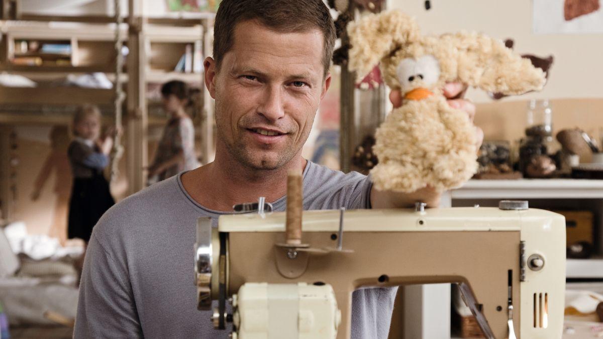 Til Schweiger und Matthias Schweighöfer in "Keinohrhasen", Lachen auf dem roten Teppich