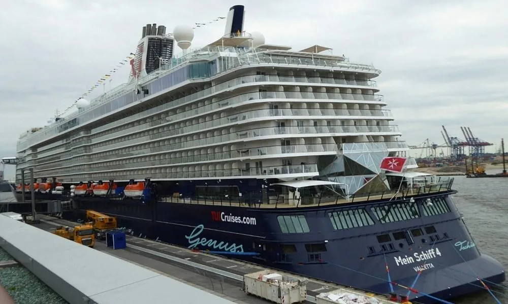 TUI Mein Schiff 4 Kreuzfahrtschiff