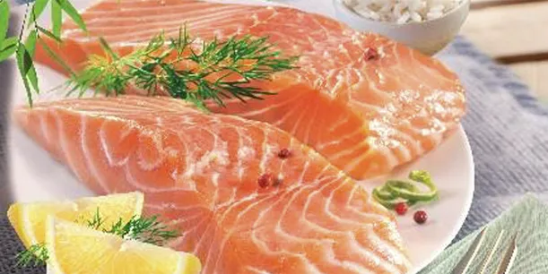 Verschiedene Fischarten für den Verkauf