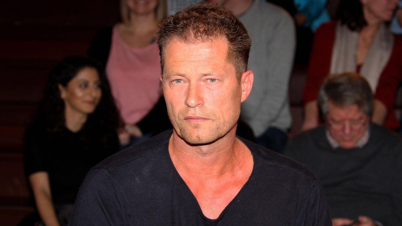 Til Schweiger nachdenklich im Interview zur Corona-Impfung