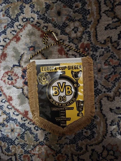 Stilvolle Winterjacke von Toni Kroos, die Funktionalität und Eleganz vereint